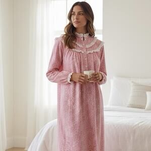 VTG 80’s Cottagecore Flannel Nightgown Ditzy Floral Cotton Eyelet Ruffle Lace L